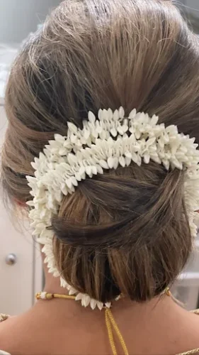 Skyn Wax bar makeup  beauty salon in Burnaby & Surrey